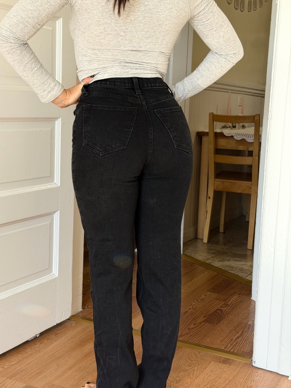 Abercrombie 90s Straight Ultra High RHigh-Rise Black Women’s Jeans